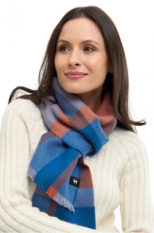 alpaka-webschal-alegro-aus-100-royal-alpaka (4)